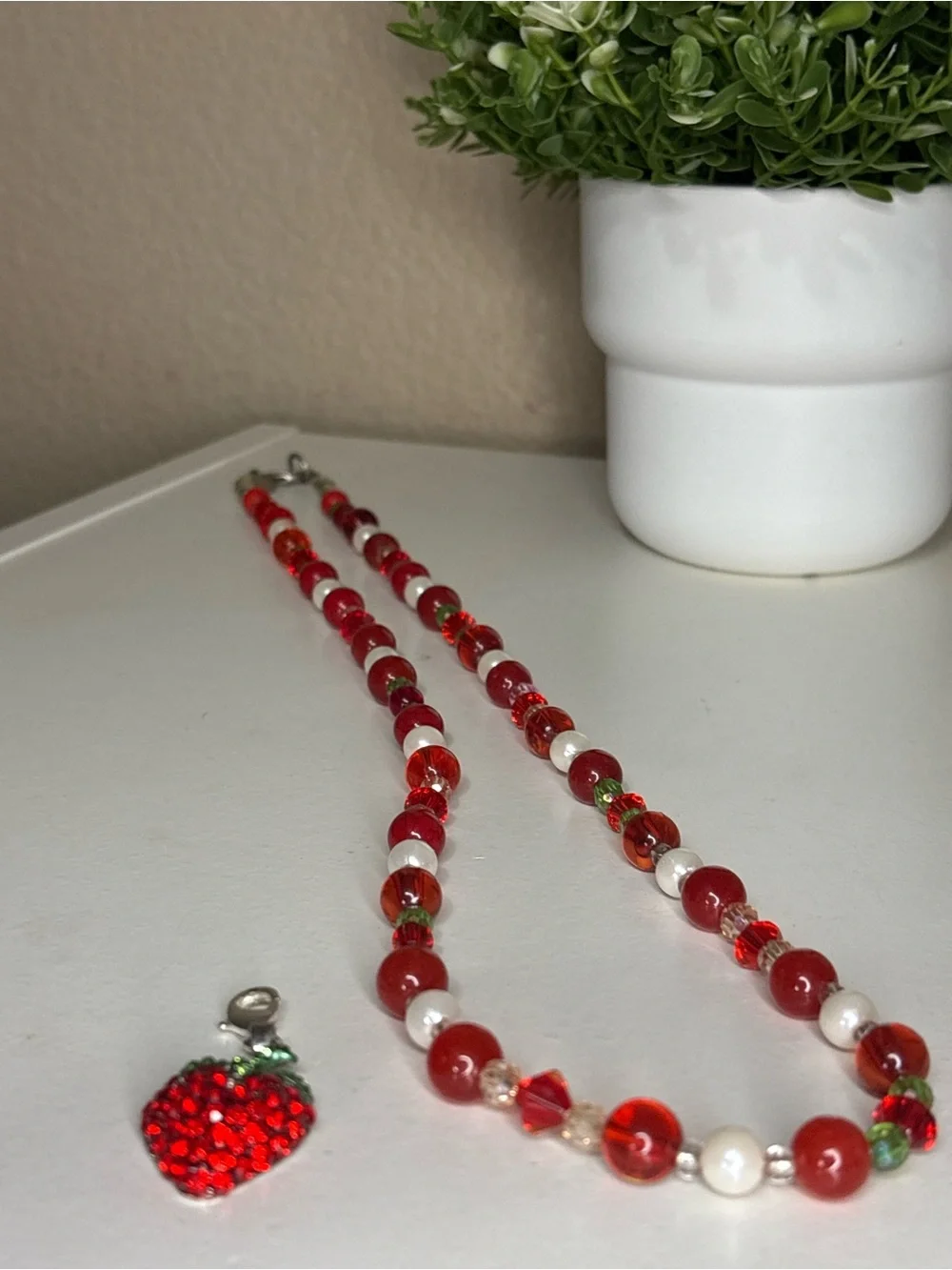 Chico’s Crystal Rhinestone Strawberry Beaded Statement Necklace Red White Green